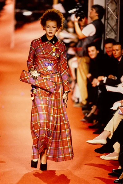 Look 29